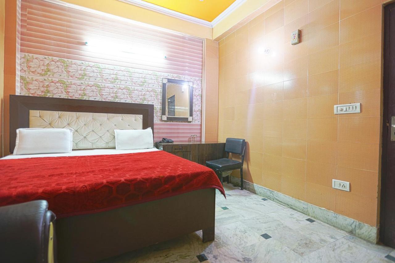 Spot On 43436 Hotel Mannat Spot Moradabad Exterior foto